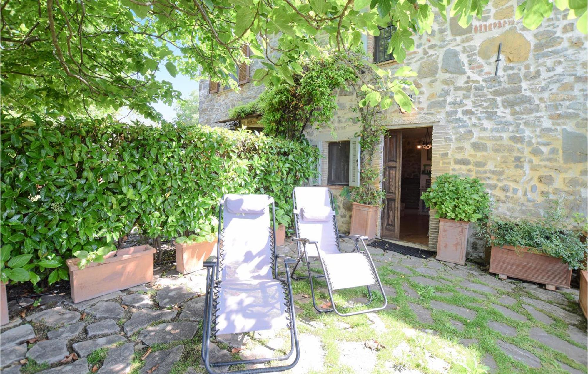 Lovely Apartment In Loc, Scalabrelli With Wifi Catabbio Exterior photo