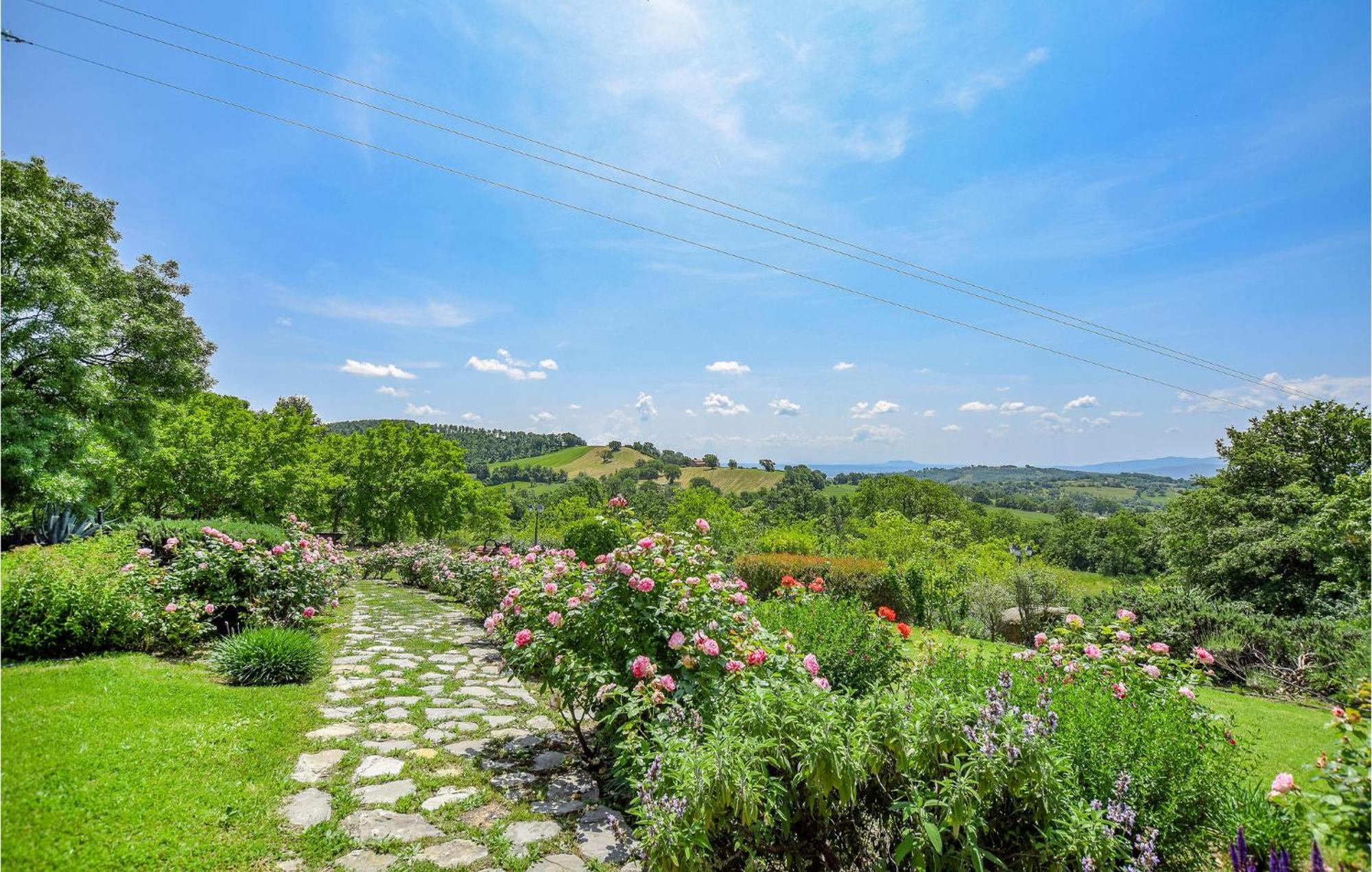 Lovely Apartment In Loc, Scalabrelli With Wifi Catabbio Exterior photo